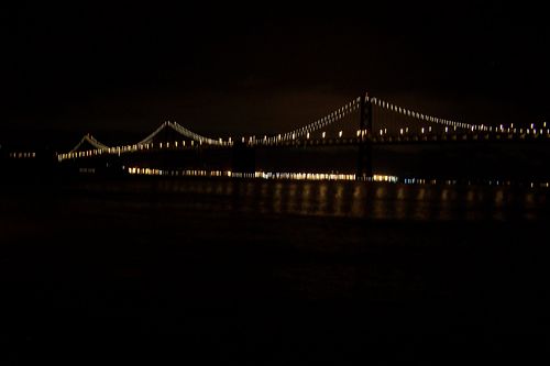San Francisco by Night (palo-alto_100_7738.jpg) wird geladen. Eindrucksvolle Fotos von der Westküste Amerikas erwarten Sie.